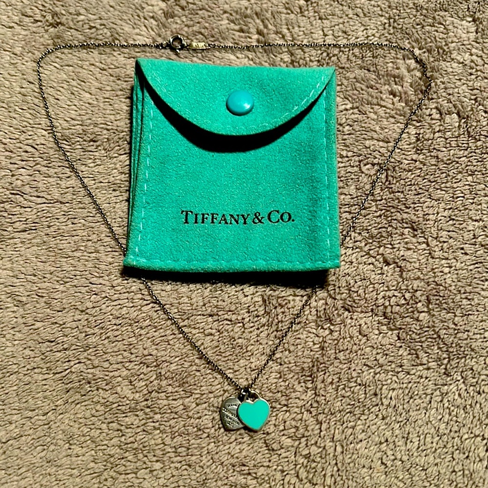 Tiffany & Co. / Heart Necklace - Silver